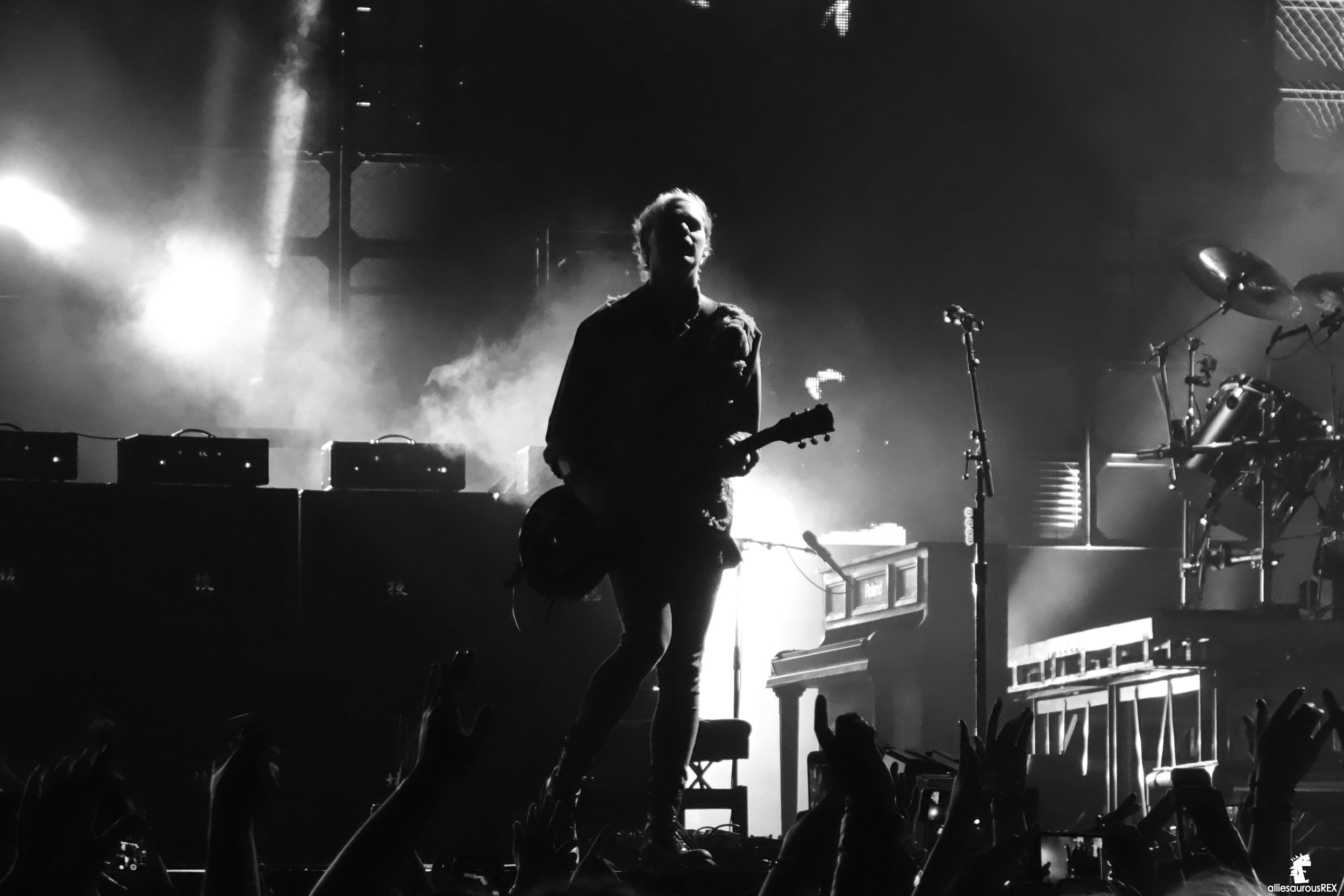 Michael Clifford of 5 Seconds of Summer at The Forum 