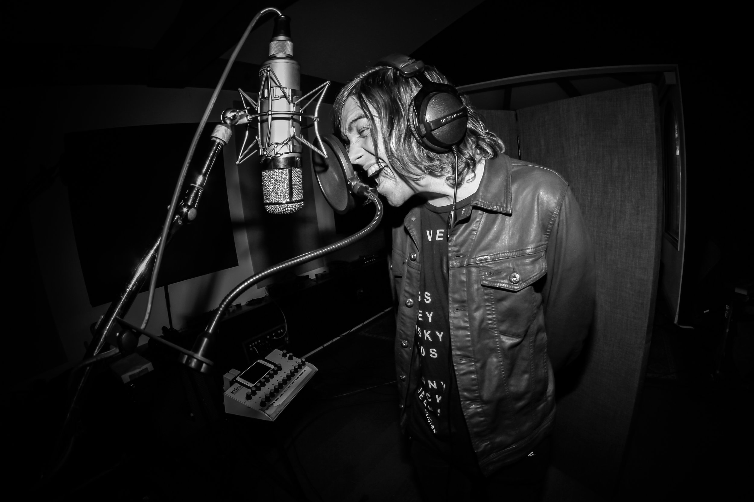  Kellin Quinn of Sleeping With Sirens recording vocals for Good Charlotte’s “Keep Swingin’” Ft. Kellin Quinn.  