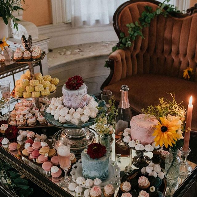 Here's to wishing you a Sunday Funday filled with brunch, delicious treats, and plenty of bubbly! 🥂⠀
・⠀
・⠀
・⠀
📸@codyjamesbarry⠀
@badrabbitflowers⠀
@autumnnomad⠀
#kadeemarentals #vintagerentals #bestofboston #bostoneventplanner #bostonweddingplanner #bostoncreatives #bostonartists #bostonentrepreneurs #bostonbusinesswomen #bostonarts #bostonweddings #bostonevents #newenglandliving #bostonlife #bostonglobelife #bostonglobefood #bostonmagazine #bostondotcom #bostoncalendar #discoverboston #norwoodma #dedhamma #quincyma #bostonma #southshorema #capecodweddings #capecodbride #bostonphotographers #bostonphotography #massigers