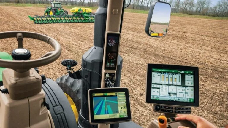 Maps showing machine field coverage reduces over-application of inputs, leading to lower input costs (Source: Deere.com)