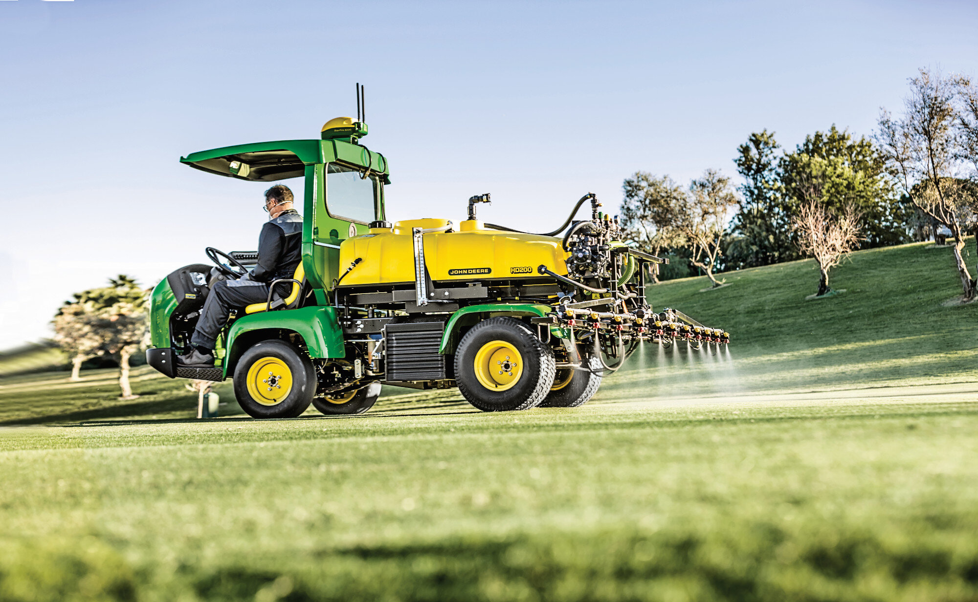 SelectSpray Series Turf Sprayers LandHQ Tractors, Golf & Turf