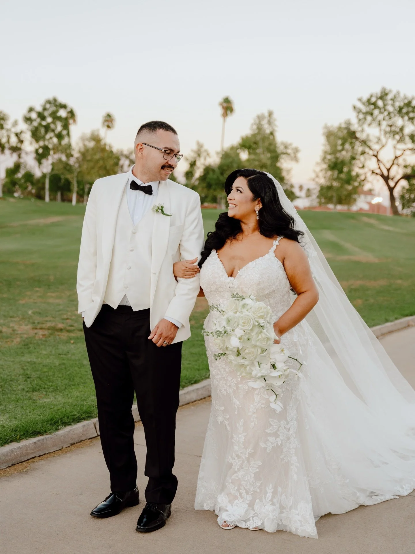 N + E 🤍 

Loved getting a chance to second shoot last month. Having a second shooter means more angles, more moments, and nothing gets missed. Always worth it for fuller storytelling! 💍

#iephotographer #weddingphotographer #weddingday #sandimaspho