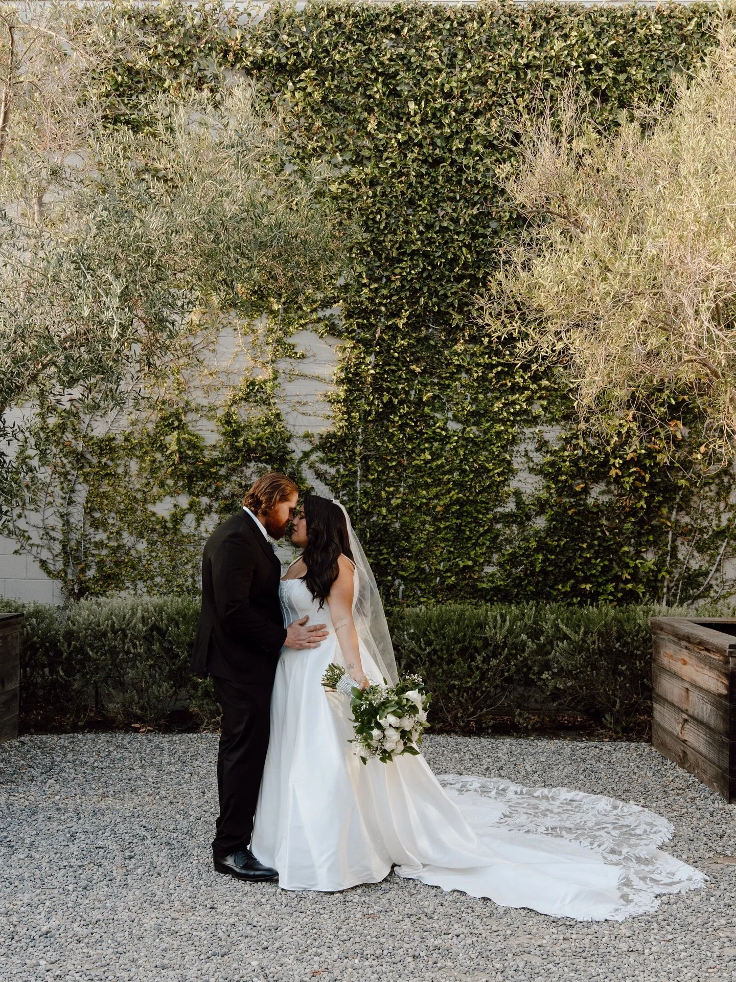 Mr. &amp; Mrs. Foglio 💍 3&bull;23&bull;26🤍 Cheers to forever!! 🥂 

#ocphotographer #gardengrovephotographer #iephotographer #sandimasphotographer