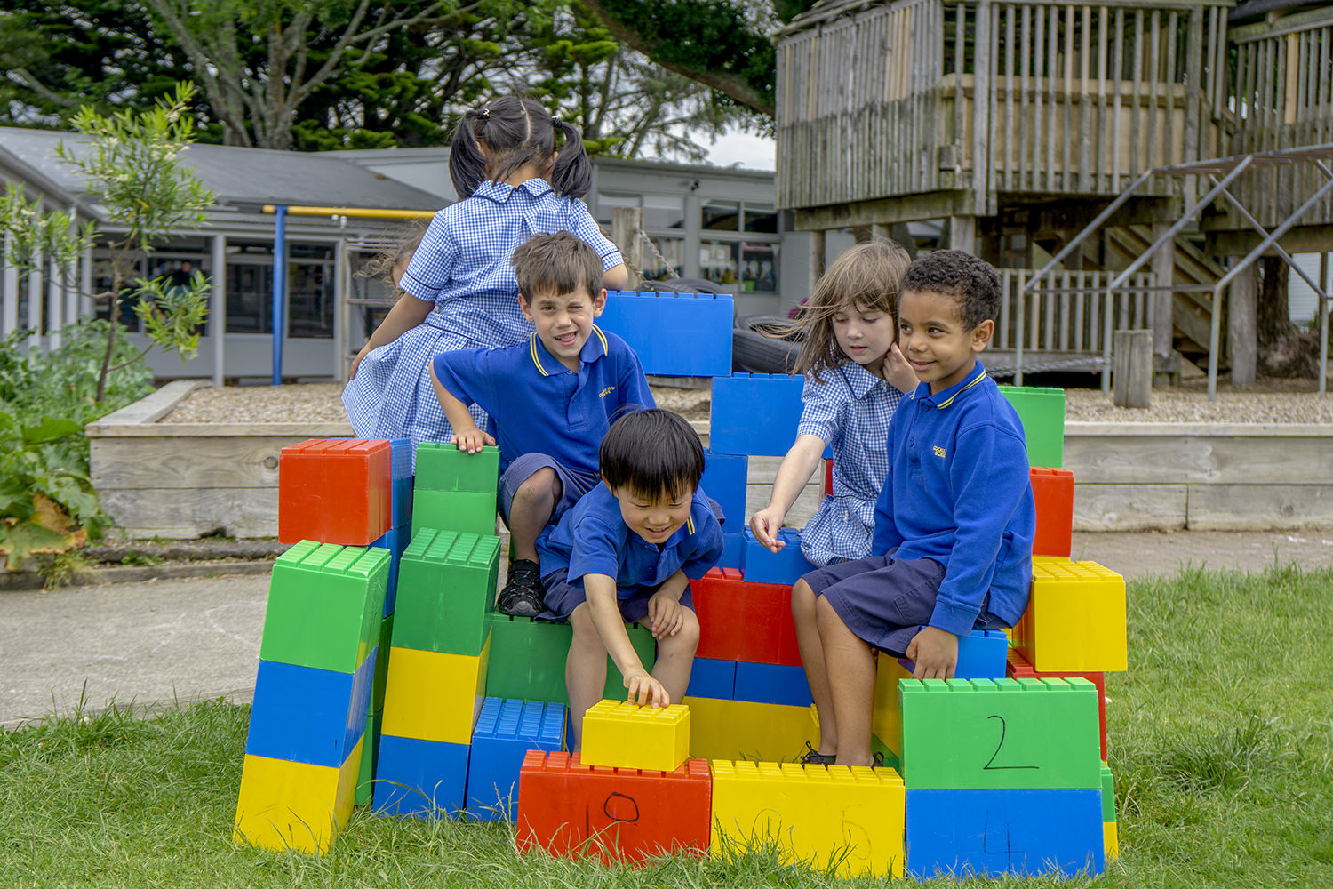 playground_11_web.jpg