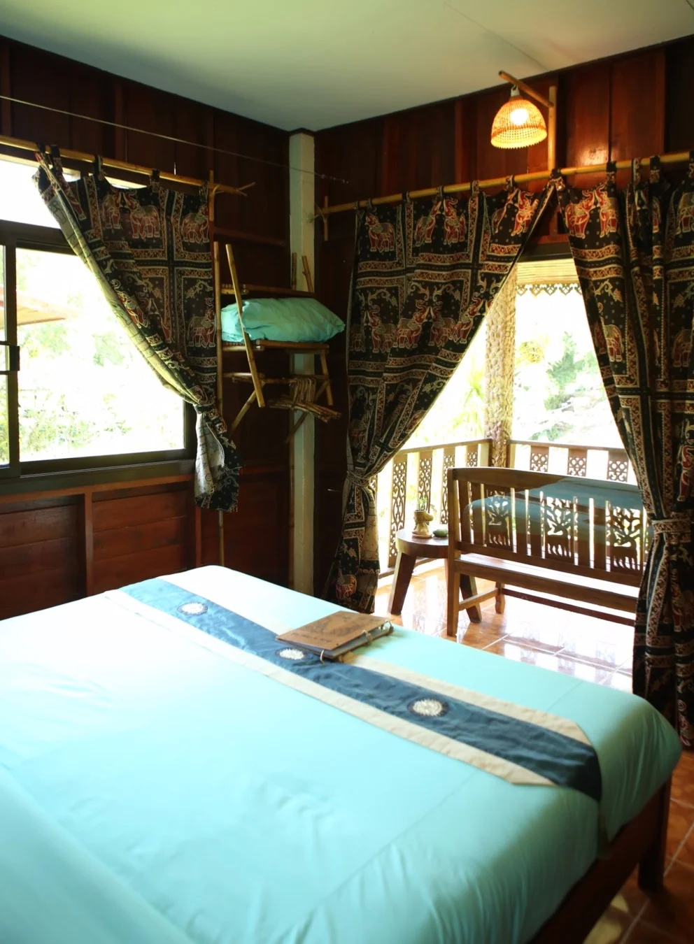 Khao Sok Riverfront Resort 