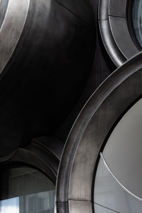 Hadid 2