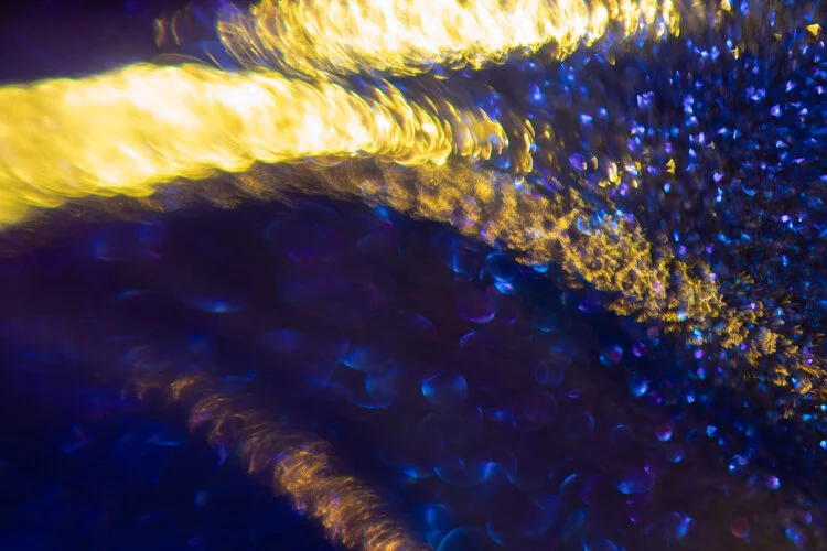 Dancing Light 1