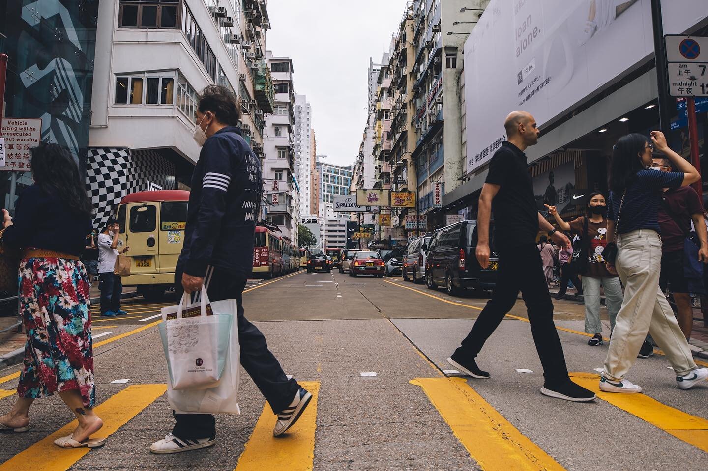 .
.
.
.
.
#streetphotographerscommunity #picsofhk
#streetdreamsmag #hongkonginsta 
#dreaminstreets #lensonstreets 
#streetsdiscovered #capturestreets
#streetphotography  #streetmobs 
#streetmagazine  #streetsofhongkong 
#streetartphotography #monster