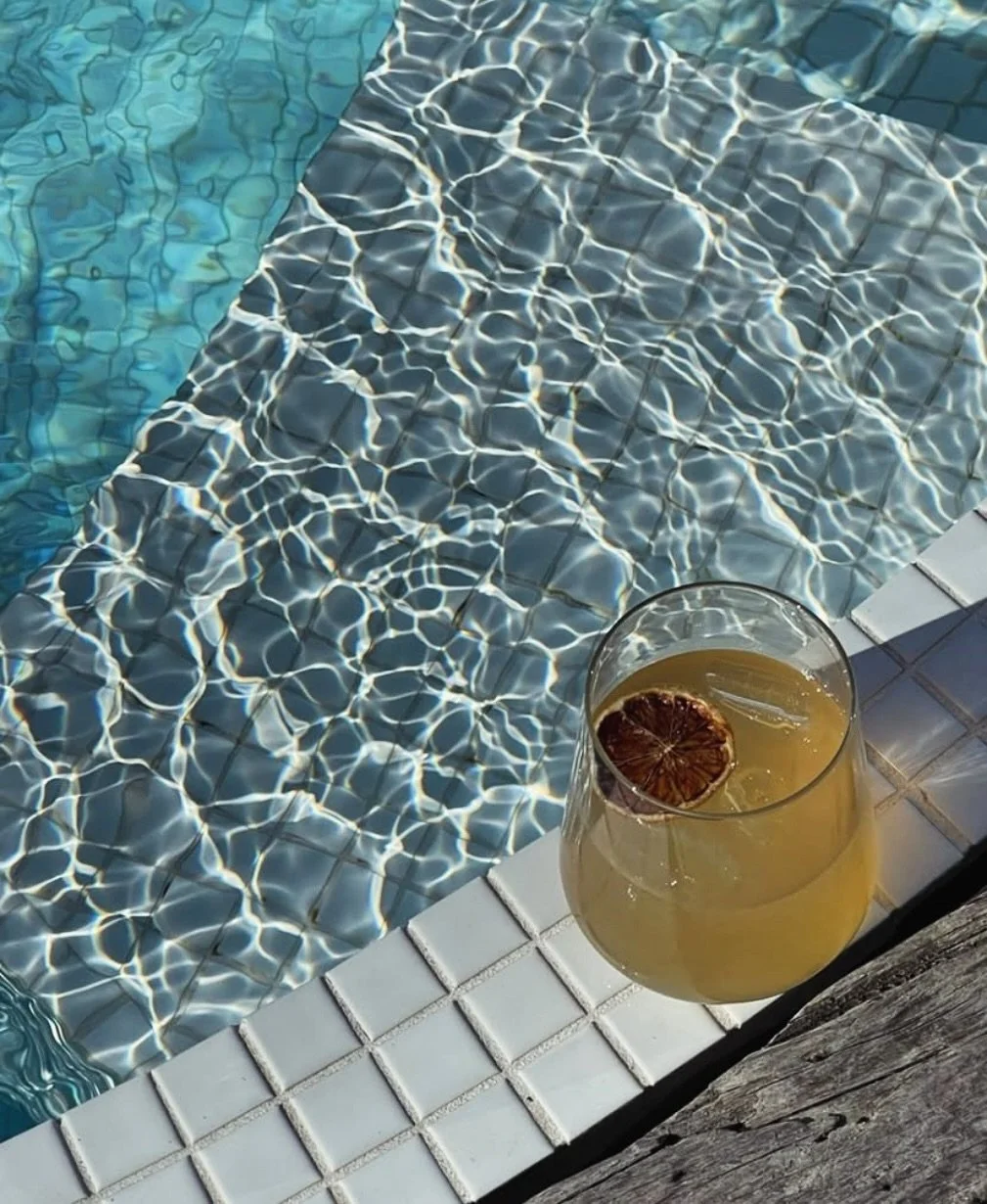 Don’t mind if I do! πΉ
#airbnb #cabaritabeach #beachhouse #poolhouse #beachcottage #howzitstays #howzit