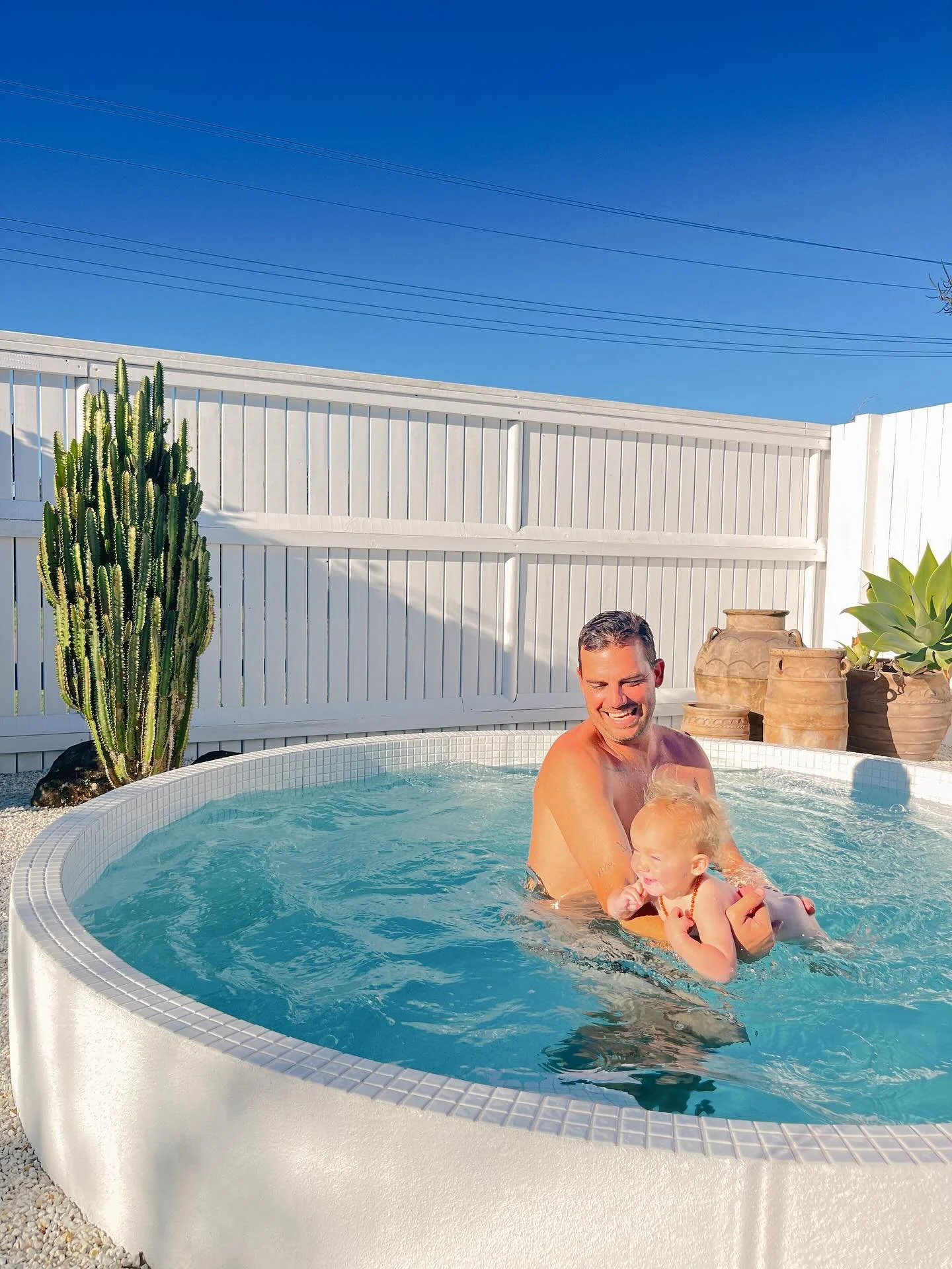 Holidays done right! ☀️🏖️👙🏊&zwj;♀️

#holidays #airbnb #beachhouse #poolhouse #petfriendly #cabaritabeach #caba #howzitstays #howzit