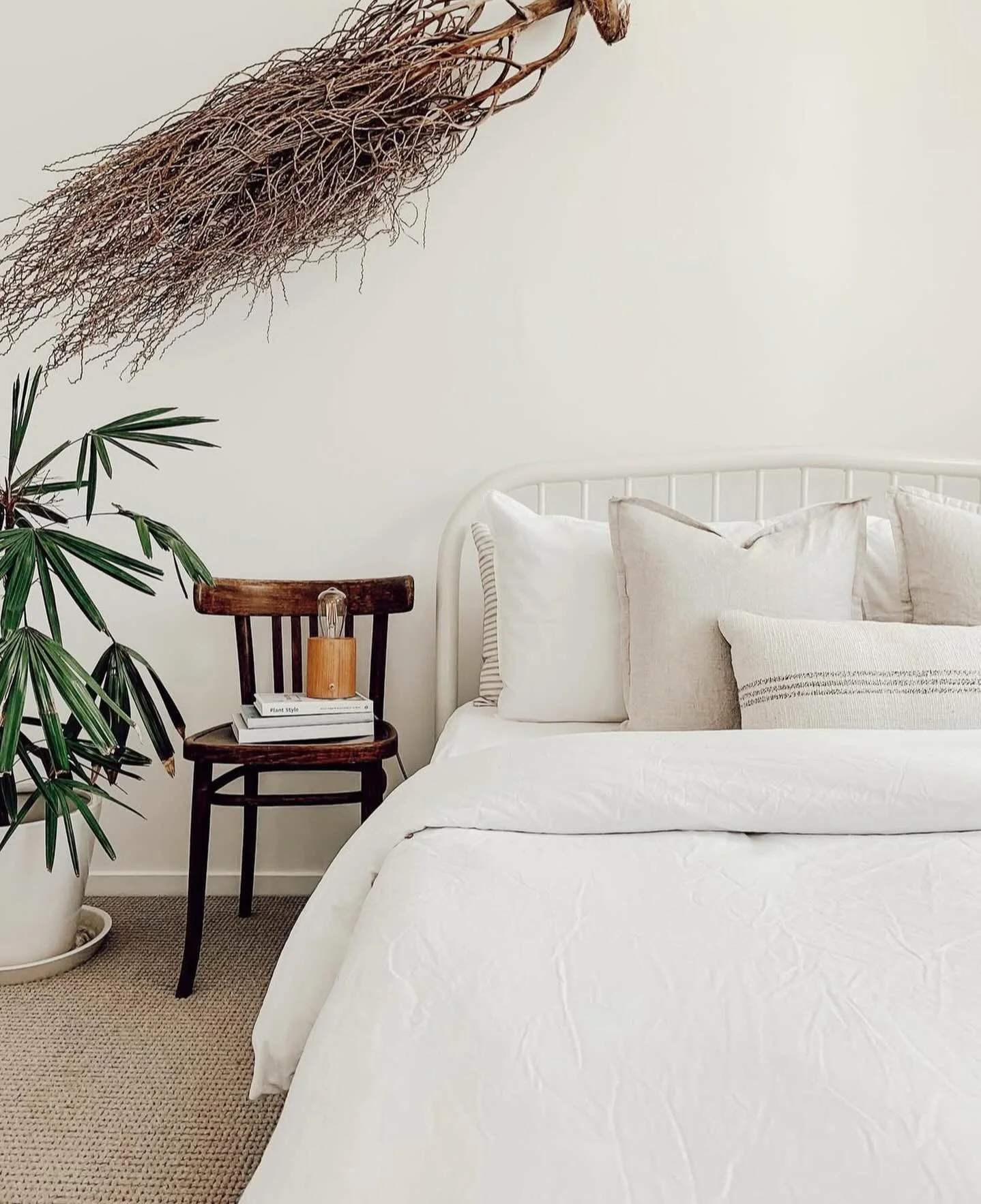 Do you make your bed when on holidays? 

.

.

. 

#airbnb #holidays #coffscoast #summer #howzitstays #howzit