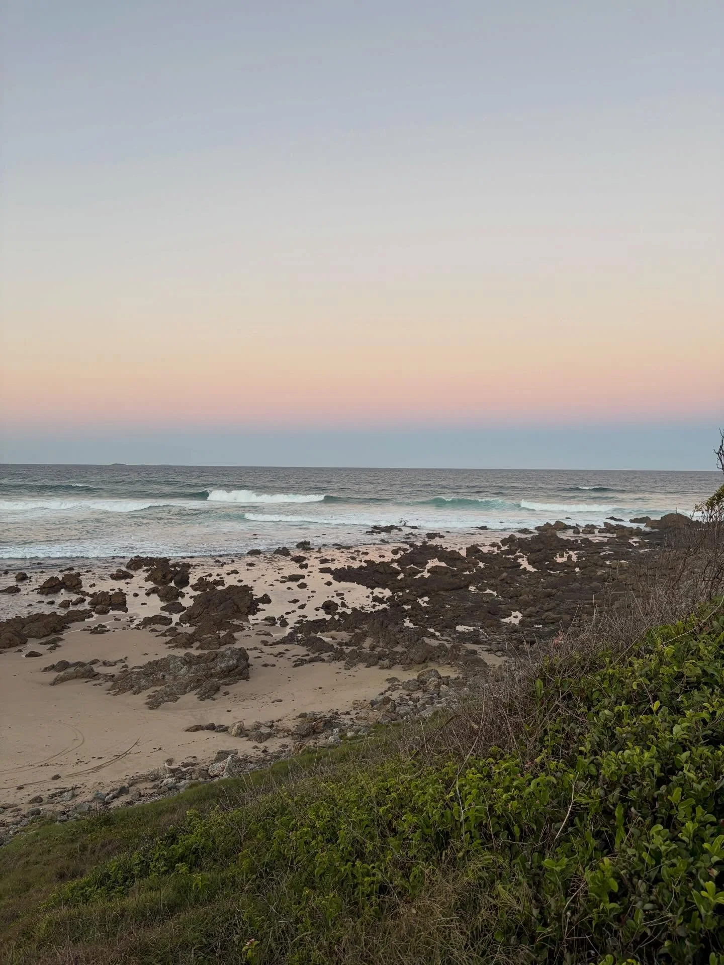 Happy, I mean Magic Hour 🤭 #holidays #sunsets #airbnb #howzitstays #howzit