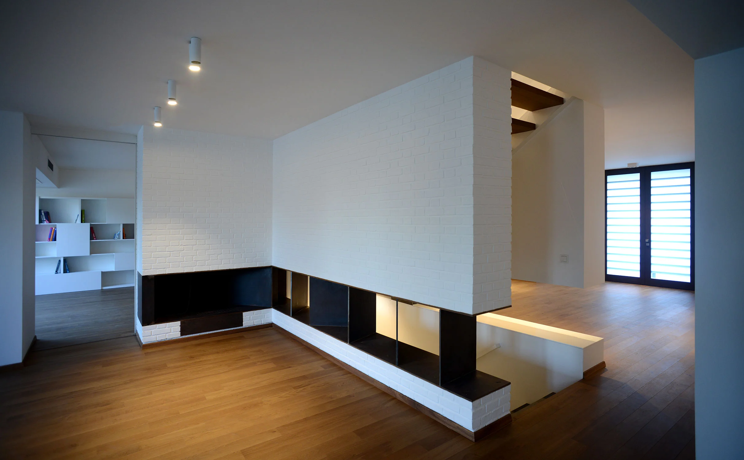 #2 Avesta House