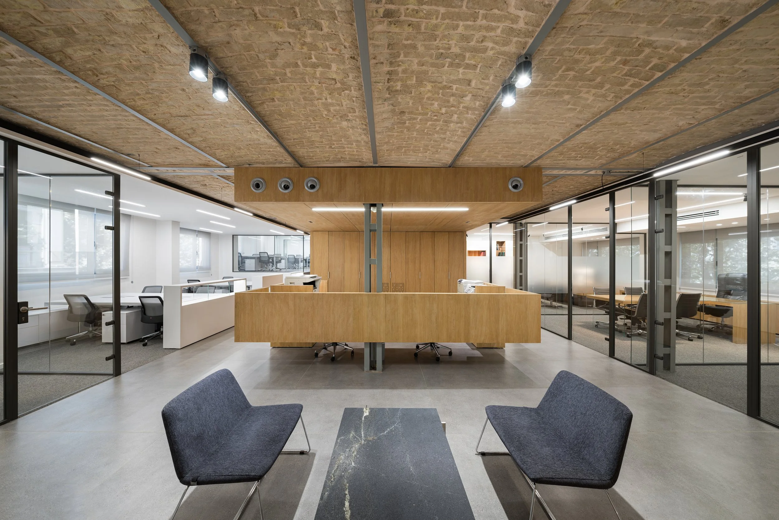 Pars Esta Office