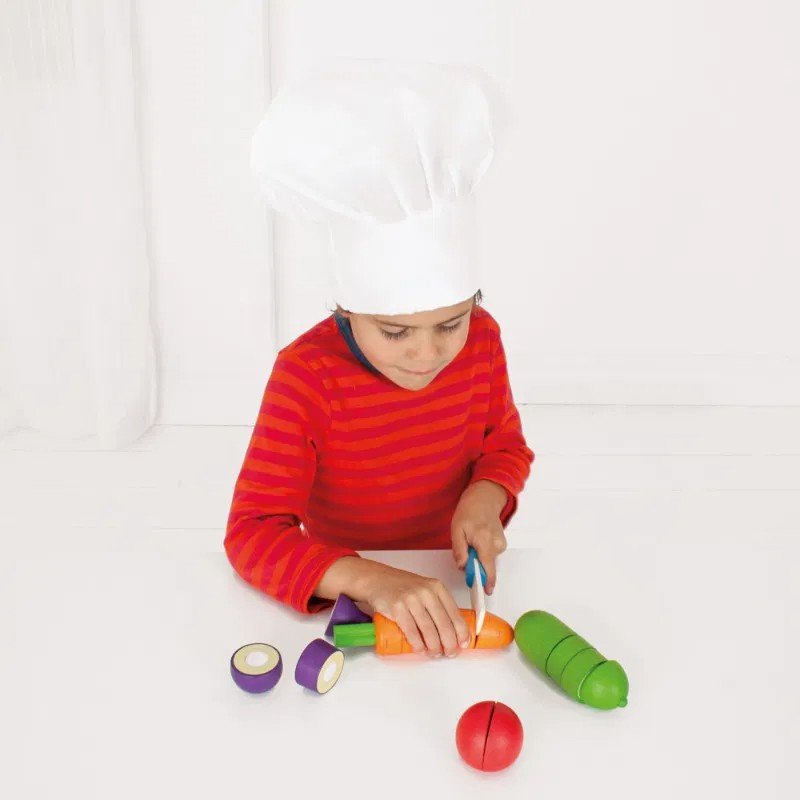 bigjigs_cutting_vegetables_chef_set_4.jpg