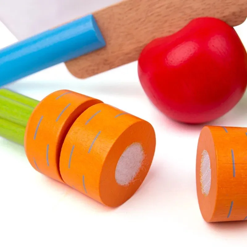 bigjigs_cutting_vegetables_chef_set_2.jpg