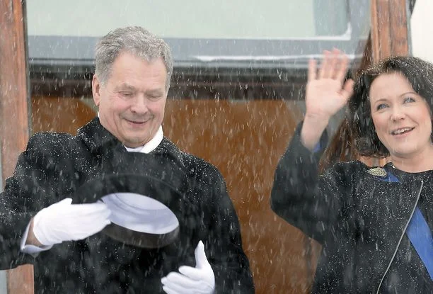 Näkökulma: Vihdoinkin joku kansanedustaja uskaltaa suhtautua presidenttiin poliitikkona - Ozan Yanar rikkoi hiljaisuuden kehän ja muiden poliitikkojen pitäisi ottaa hänestä mallia