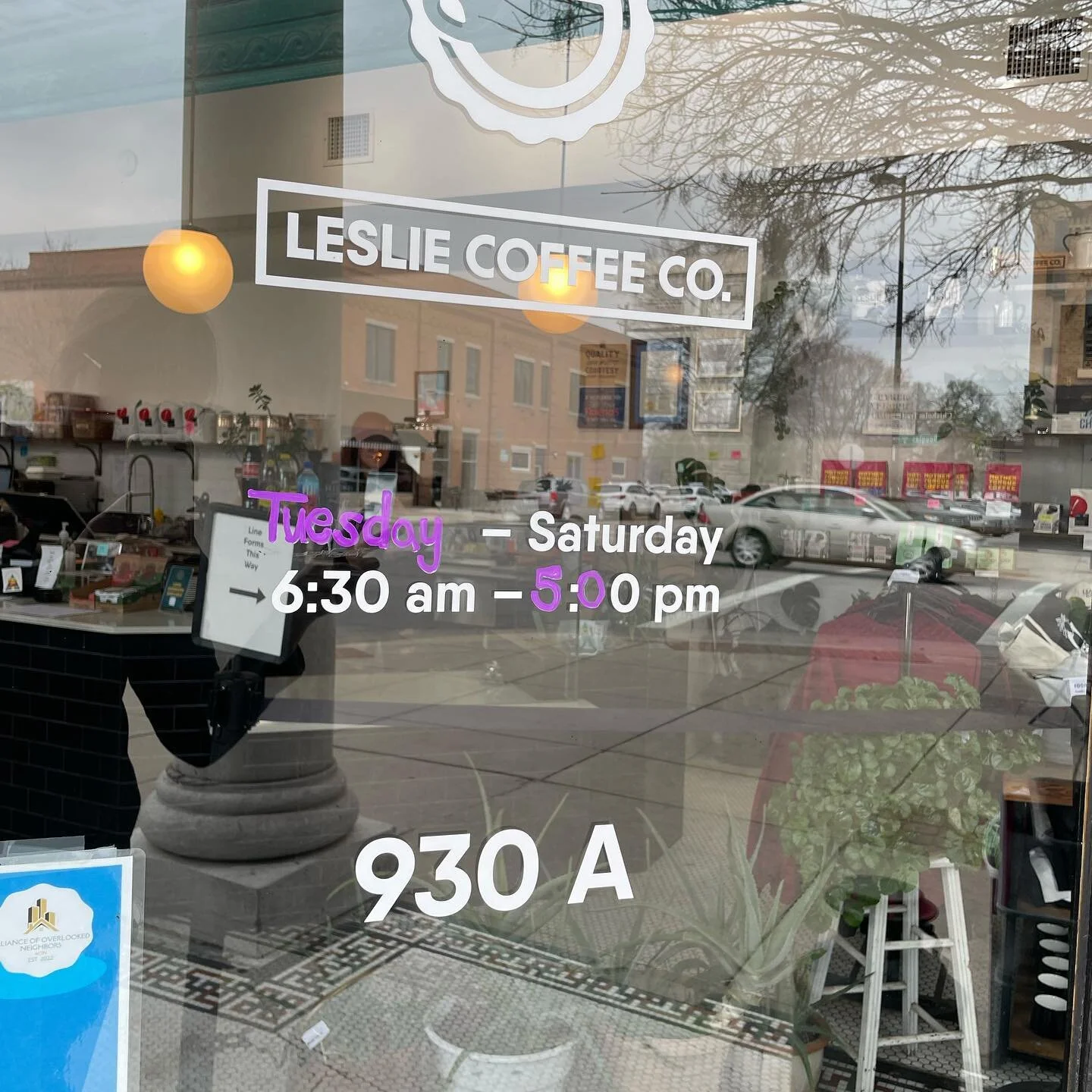 ✨ hours update ✨ we loved that two-day weekend so much, we can&rsquo;t give it up 💖 so we will be here rested and ready for you tuesday to saturday from 6:30 am - 5:00 pm ☀️🍃

looking for a spot to get your monday fix? we cannot recommend @las_adel