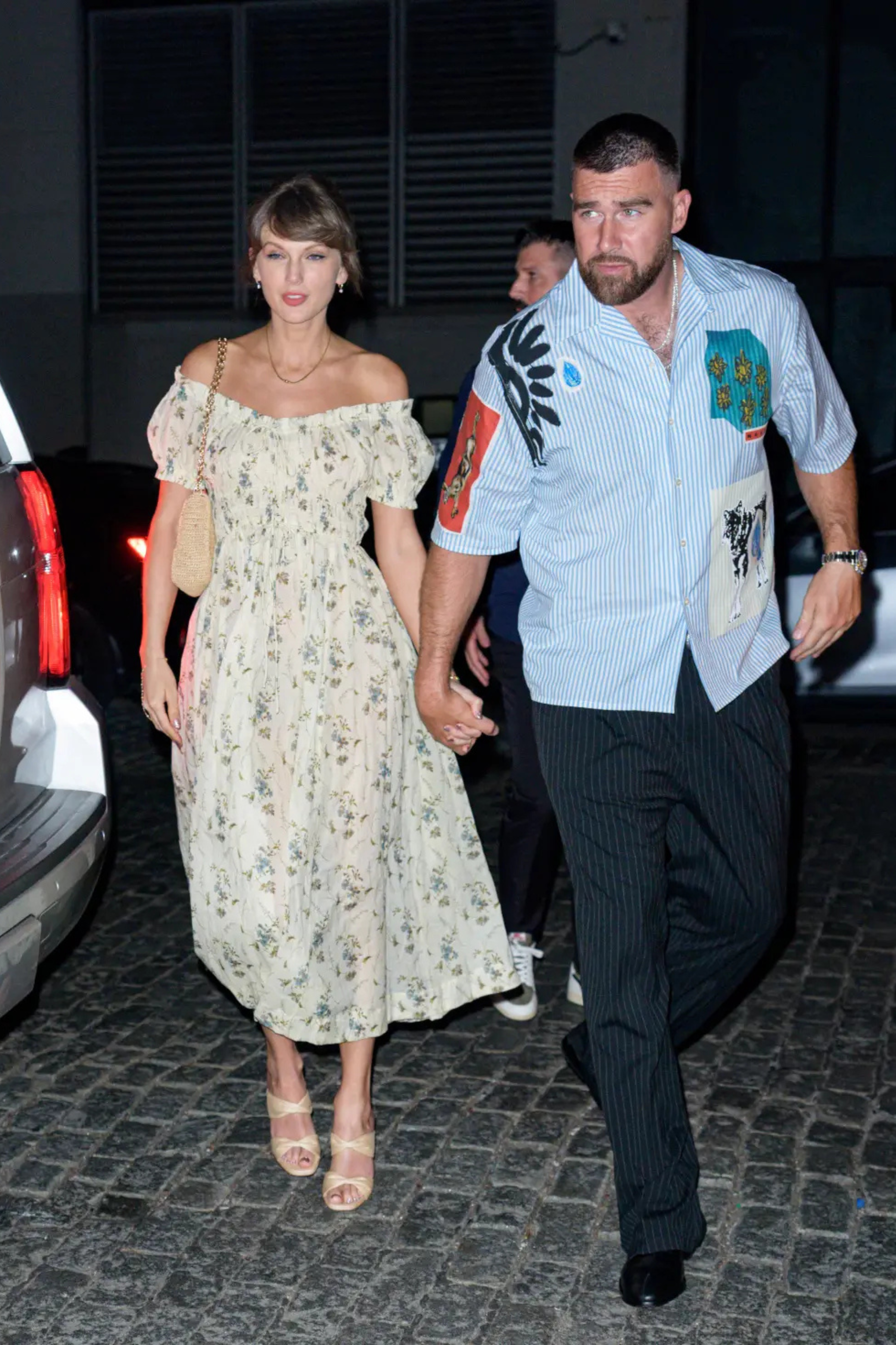 taylor swift in doen 05.png
