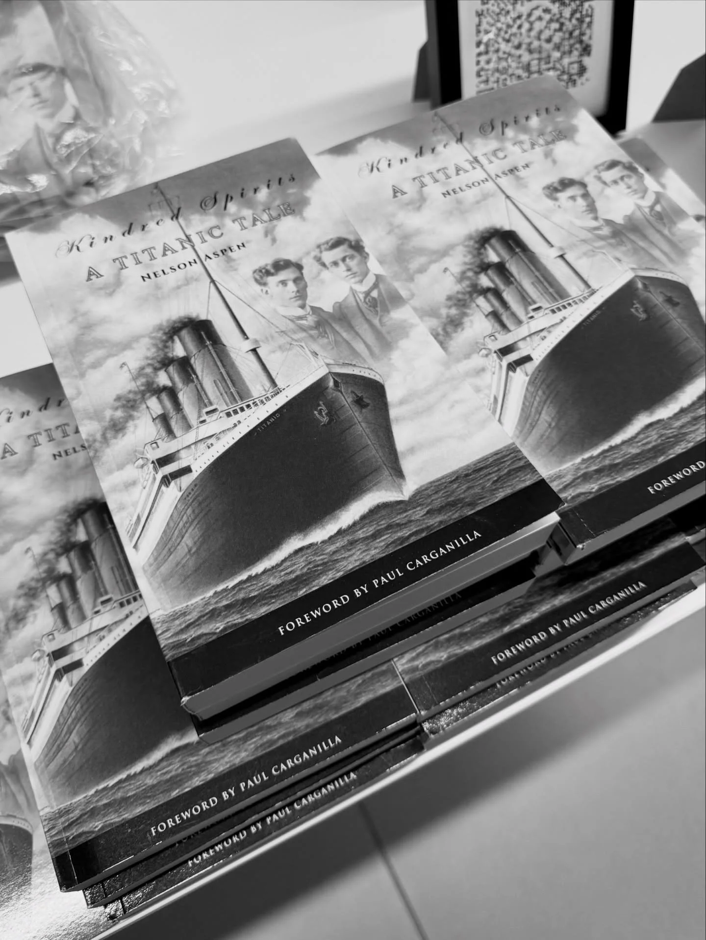 Always great to see my friend and author @nelsonaspen with my drawing on the cover of his book &ldquo;Kindred Spirits: A Titanic Tale.&rdquo; New Titanic art coming soon!! 

#titanic #titanicart #pencildrawing