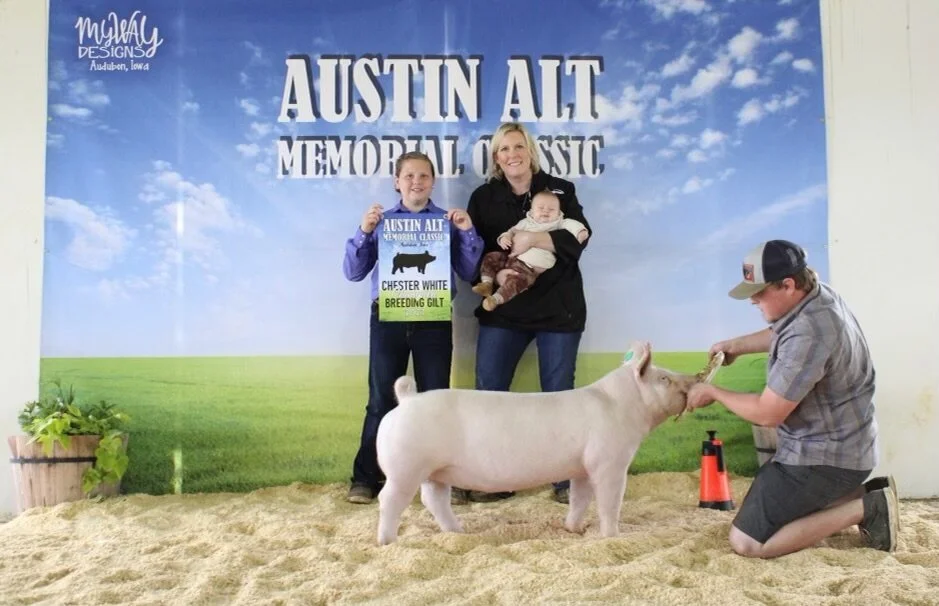 Champion Chester Gilt Austin Alt Memorial Classic