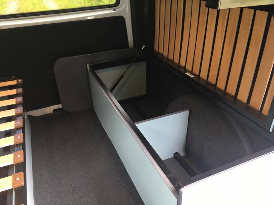 Mercedes_Vito_Camper_Van_Under_Bed_Storage.jpg