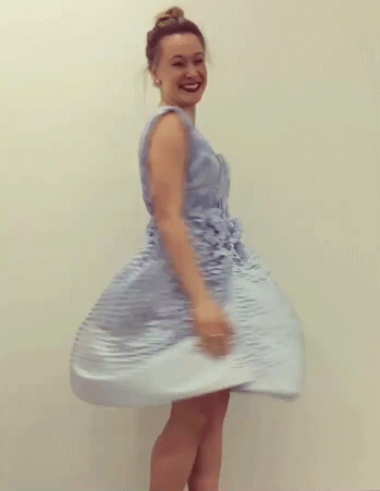 DressTwirl.gif