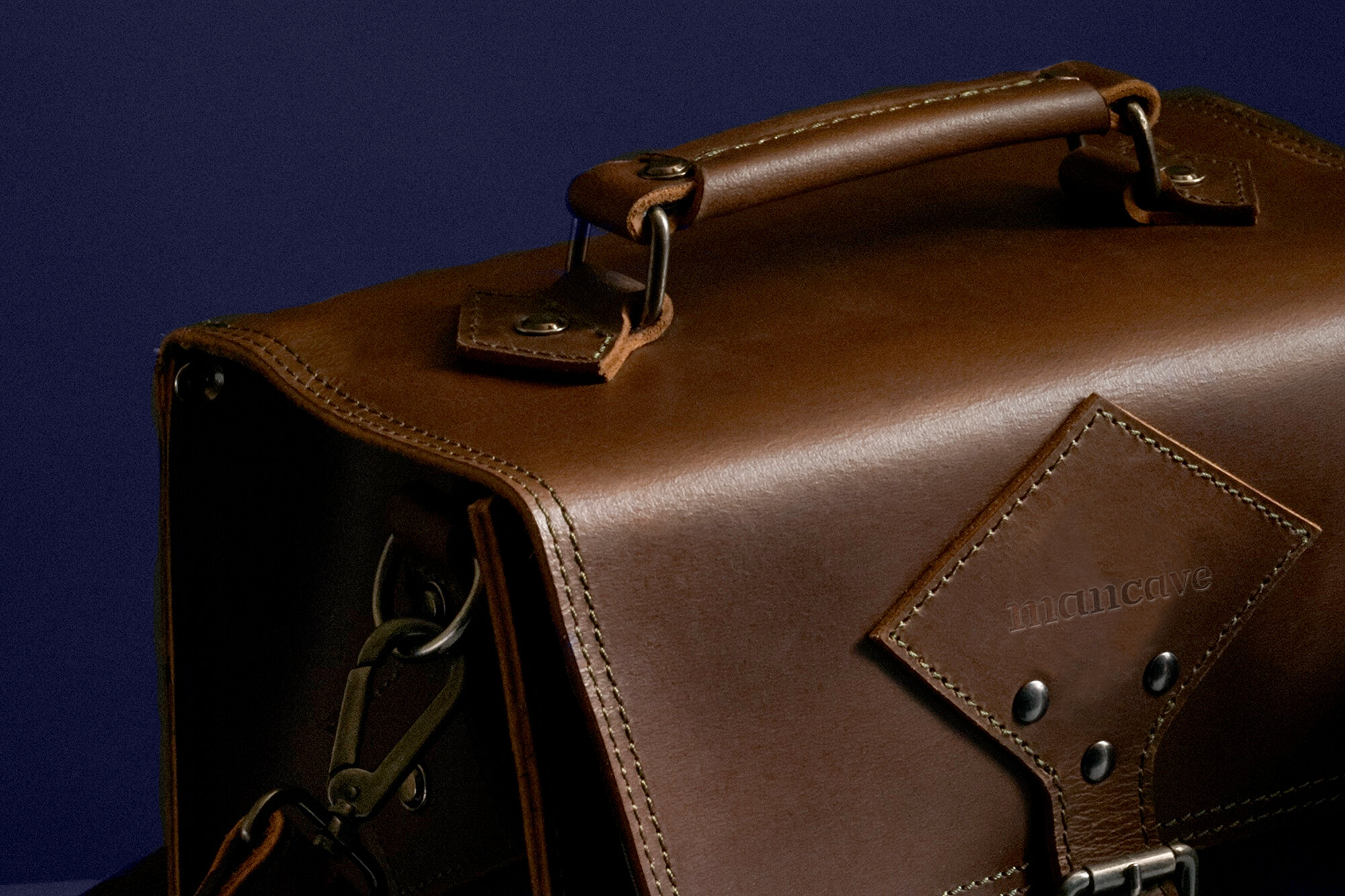 Realistic Leather Bag PSD Logo Mockups (1).jpg