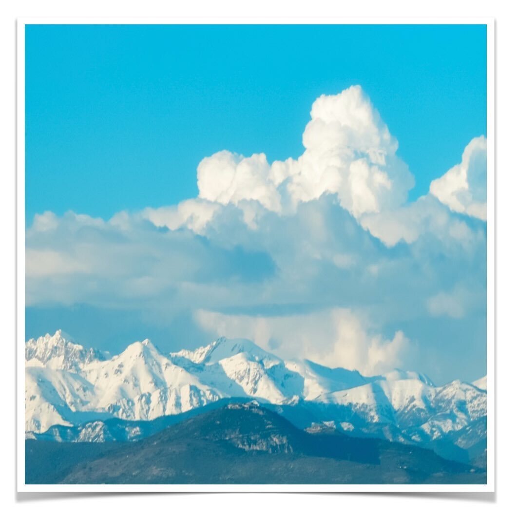 Mercantour / 05 March 2024.

#snow #mountains #blue #sky #antibes #beach #sun #landscape #photo #photography #walk #nature #juanlespins #view #winter #cotedazur #sea #ski #snowboarding #auron #valberg #isola #clouds