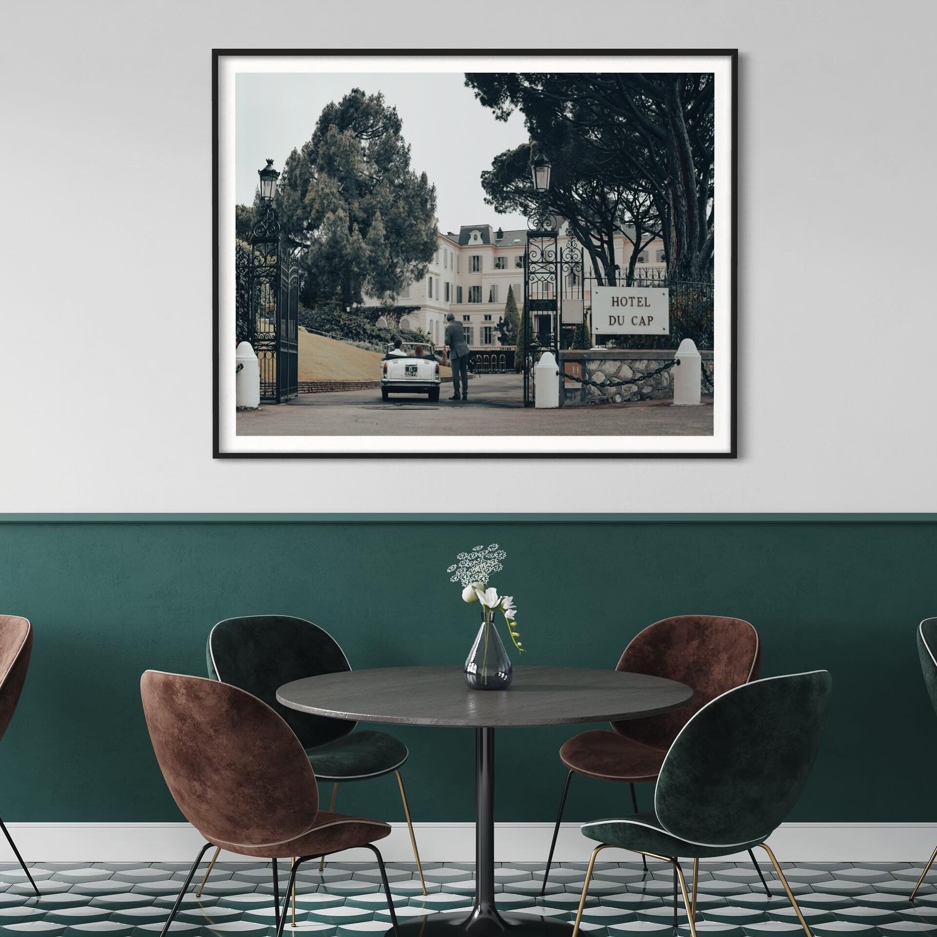 Check-In, H&ocirc;tel du Cap-Eden-Roc.

Now available in all of the usual sizes. See website for more information.

#edenroc #hotelducapedenroc #hotel #icon #legend #art #photo #photography #summer #sun #sunset #travel #holiday #vacation #car #archit