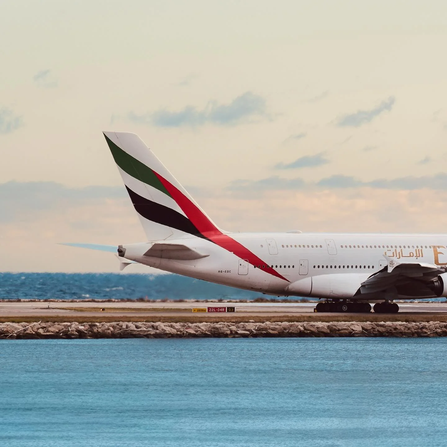 Emirates x airBaltic / 06 November 2025.

#emirates #airbus380 #travel #holiday #dubai #cotedazur #fly #air #sky #frenchriviera #luxury #luxurylifestyle #photo #photography #aircraft #plane #airbaltic #latvija #sea #ocean