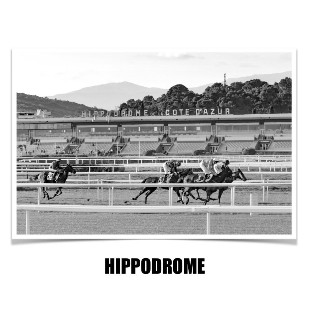 A day at the Races🖤

#sun #sea #beach #horse #hippodrome #christmas #cotedazur #frenchriviera