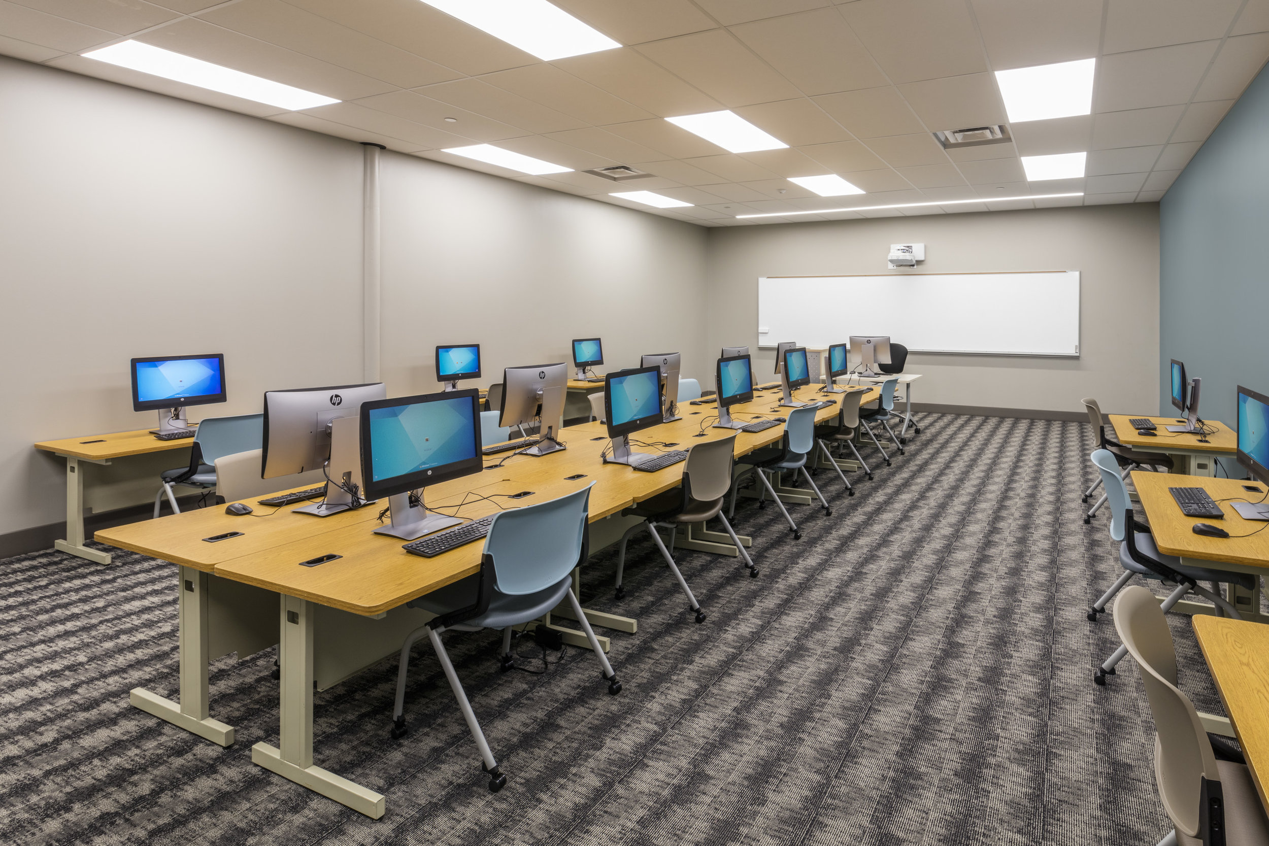 FLC Computer Lab.jpg