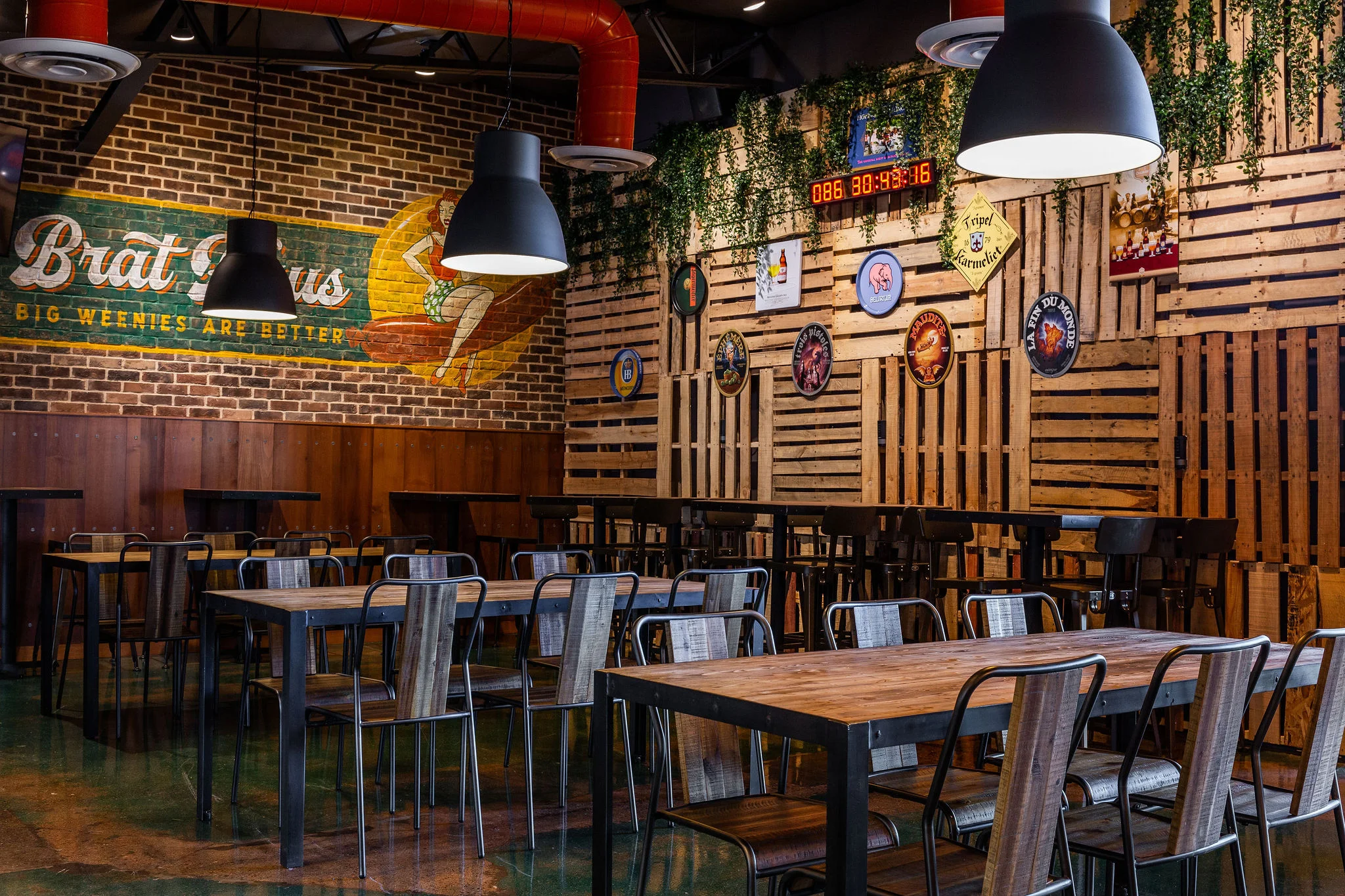 p-brat-haus(12of102).jpg