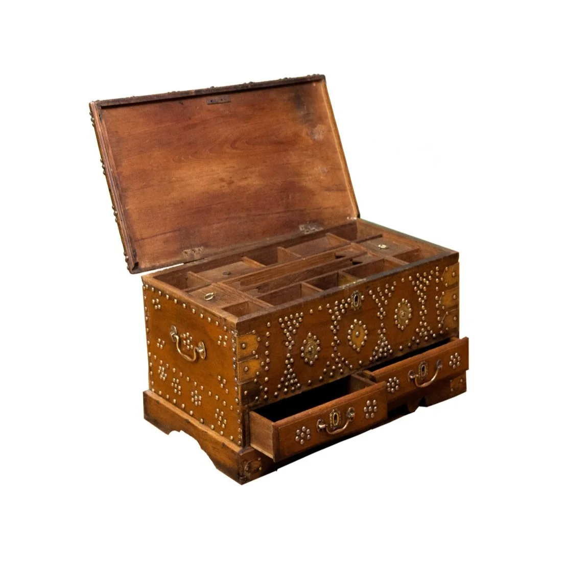 Zanzibar Chest