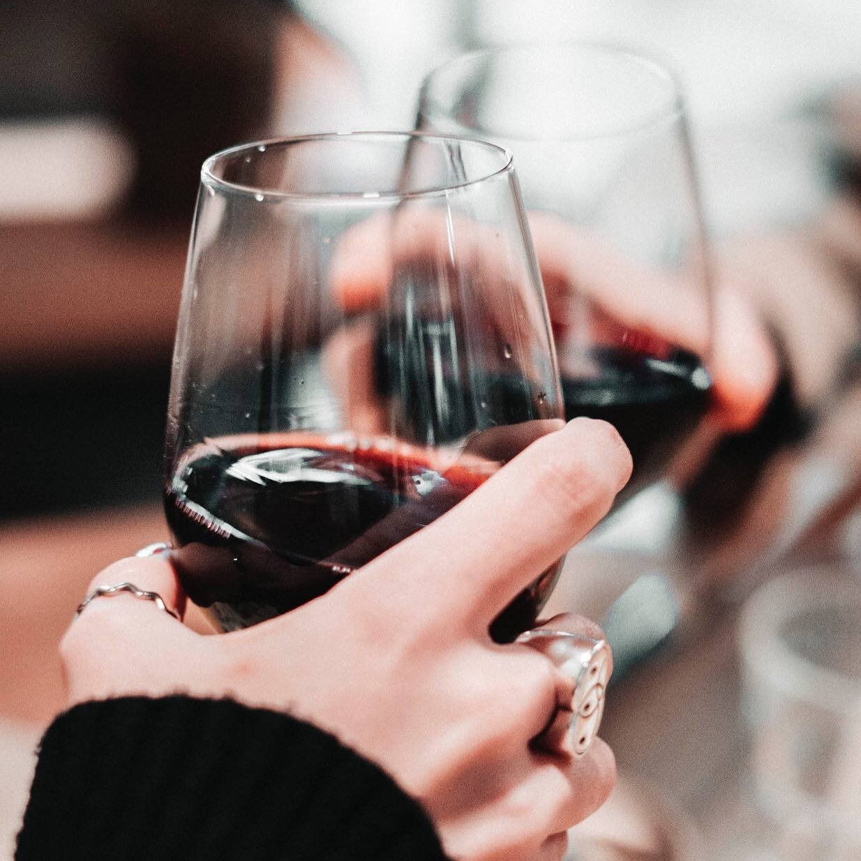 Okay, so it&rsquo;s Monday again but who said Monday&rsquo;s can&rsquo;t be amazing. Have a great day and enjoy *HALF OFF SELECT* bottles from our wine list 🍷🥂✨ #houseoflumarietta #mariettasquare #winelovers