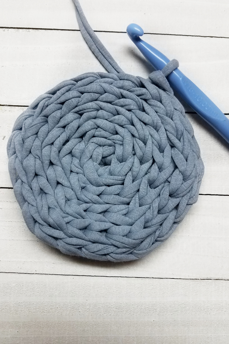 circle with camel stitch.png