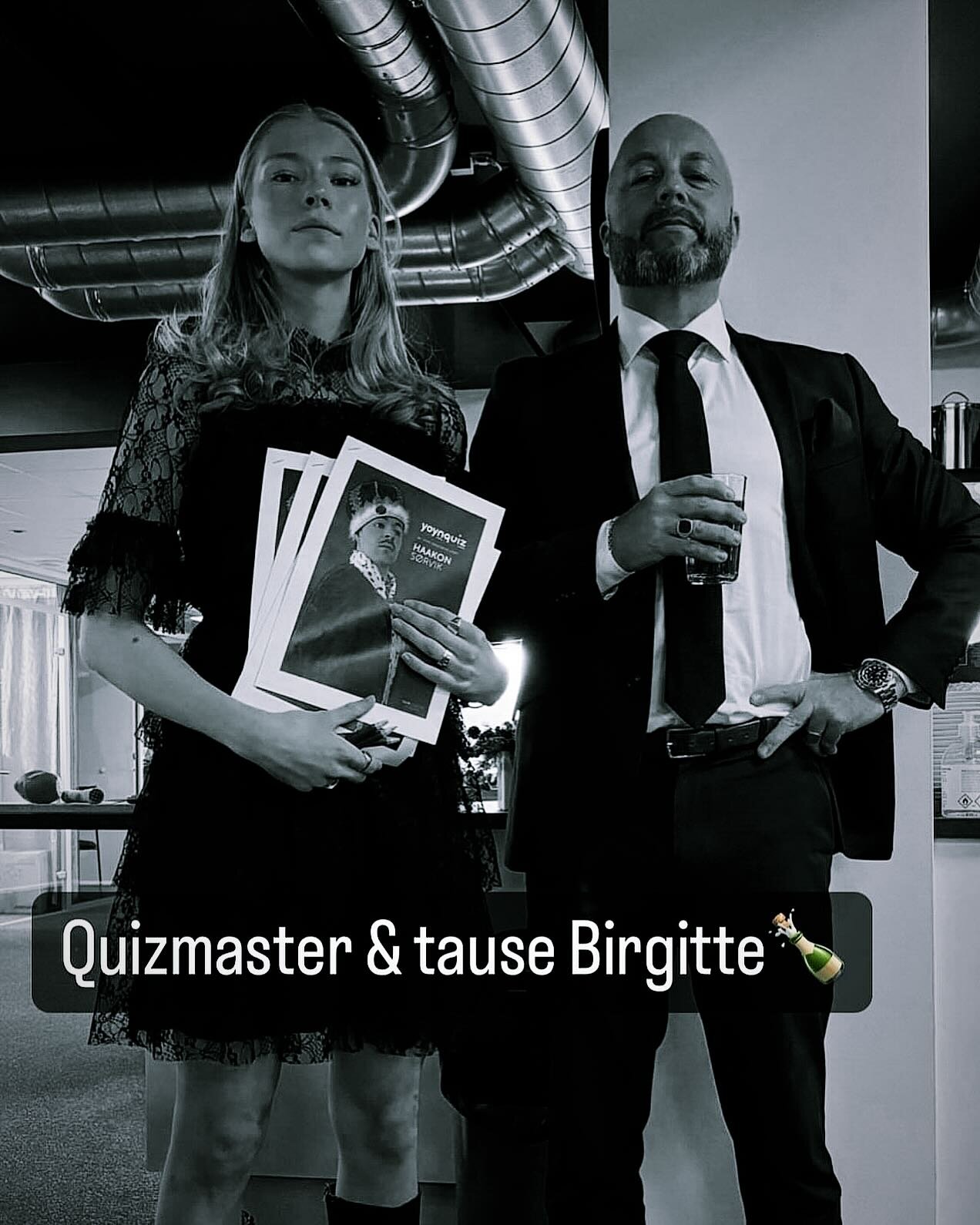 Vi leker ikke Quiz 👊🏻 Her ved quizmaster og SKRAVLETE &laquo;Birgitte&raquo; 😅😂