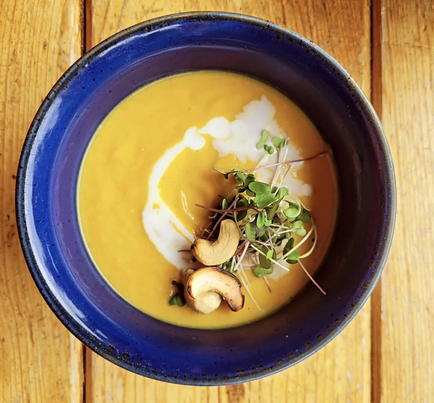 Coconut Cauliflower Soup with Ginger and Turmeric: A Nourishing Winter Recipe