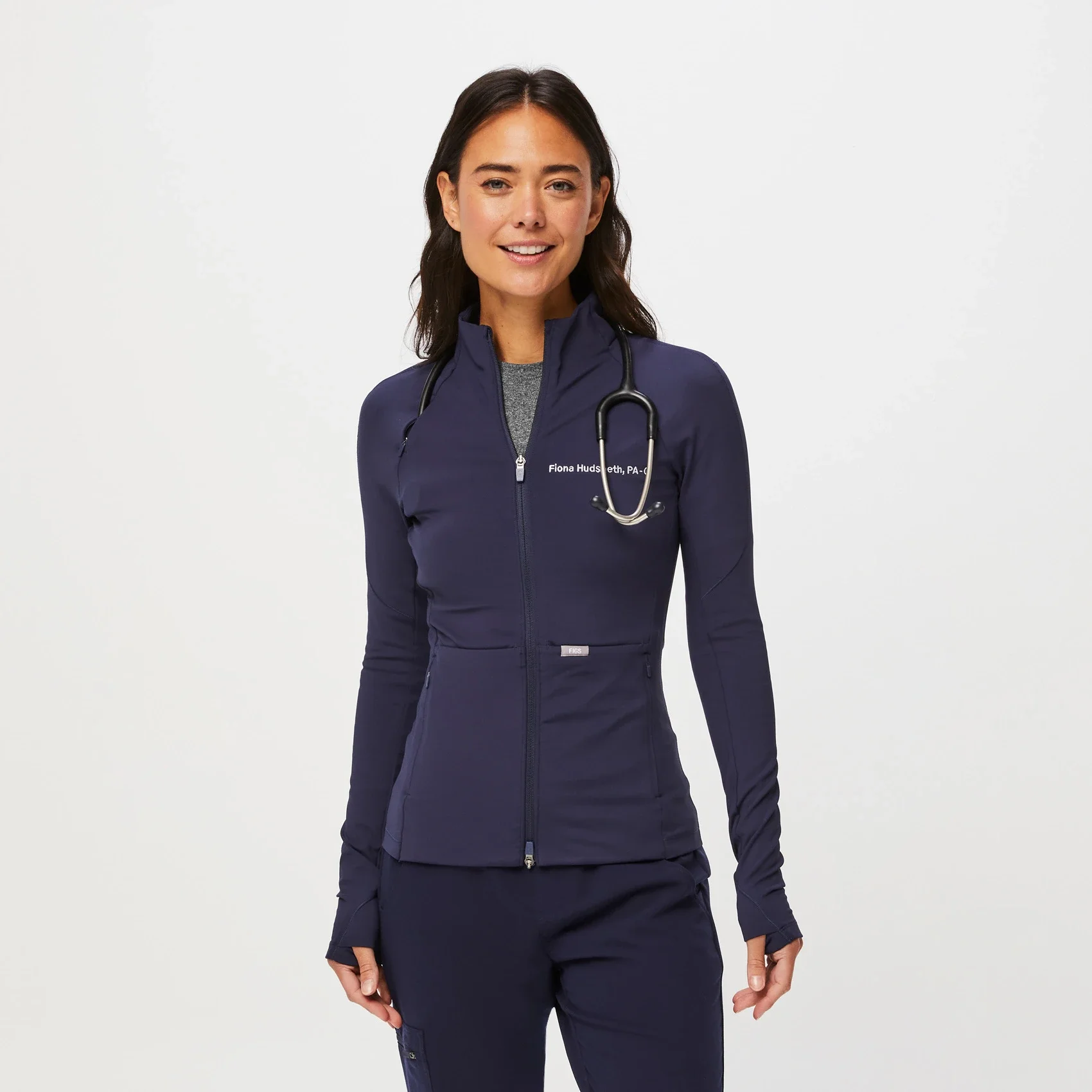 Q3_2023_07_NAVY_CONTOURKNIT-JACKET_W_LOGAN_1.webp