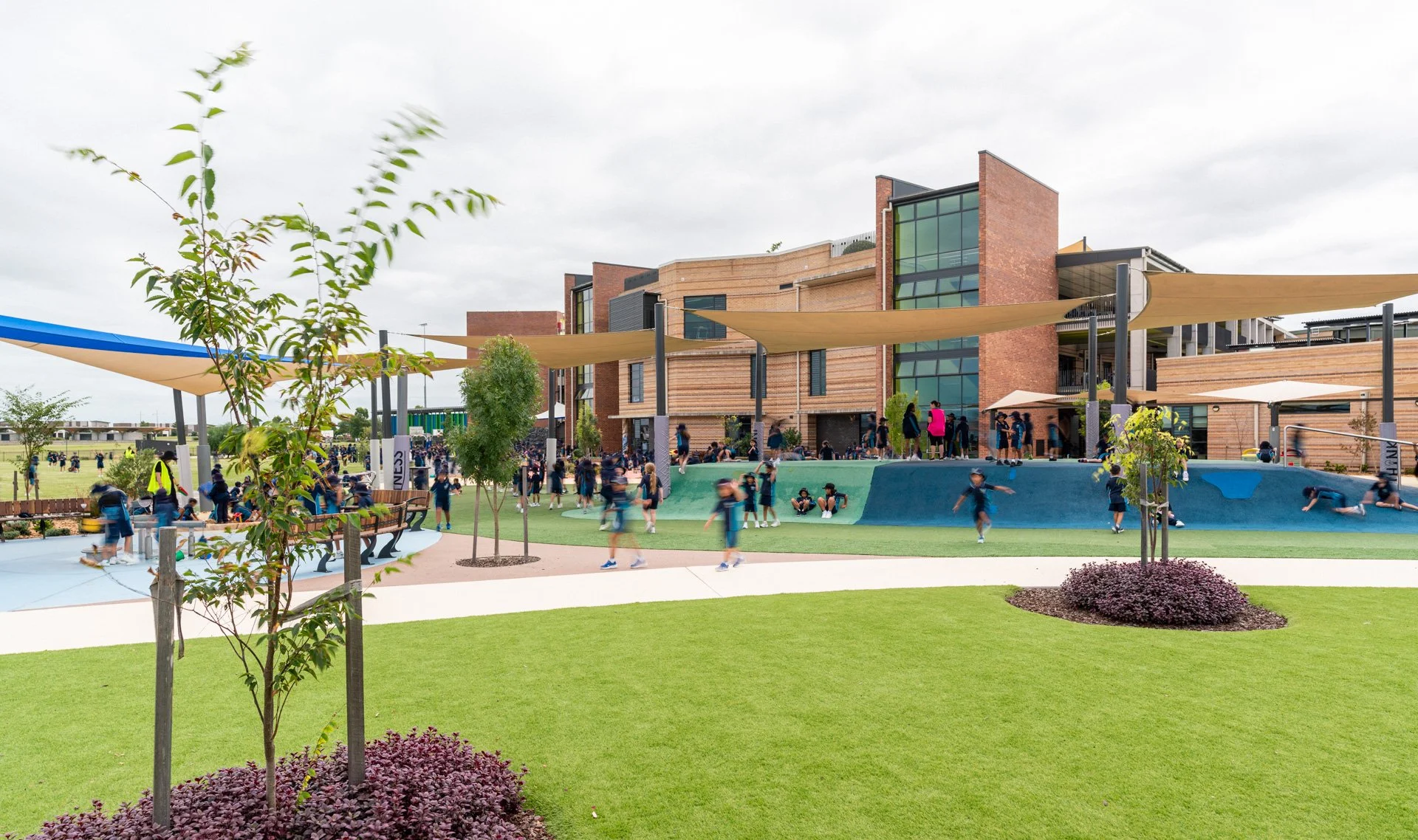 03 St Luke's Catholic College Marsden Park.JPG