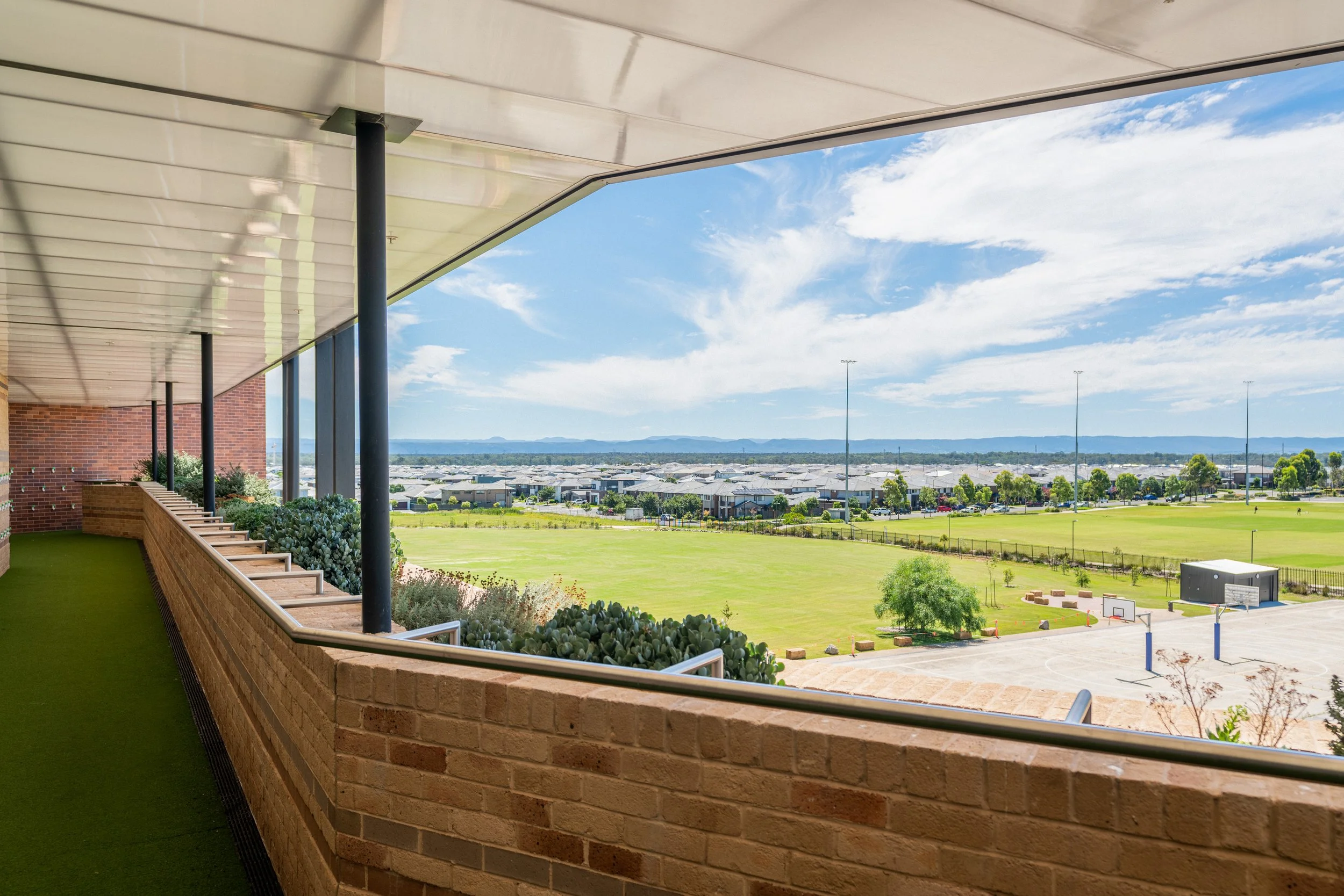 09 St Luke's Catholic College Marsden Park.JPG