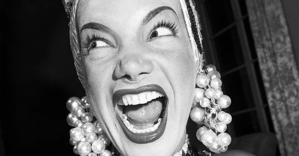 carmen-miranda-durante-a-decada-de-1940-1343836850356_956x500.jpg