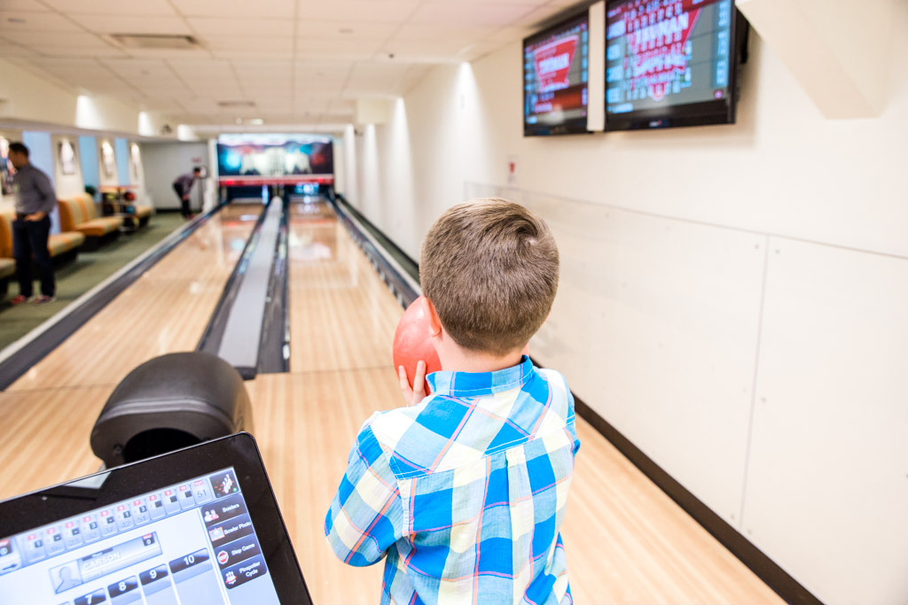 white-house-bowling6-abroad-wife.jpg