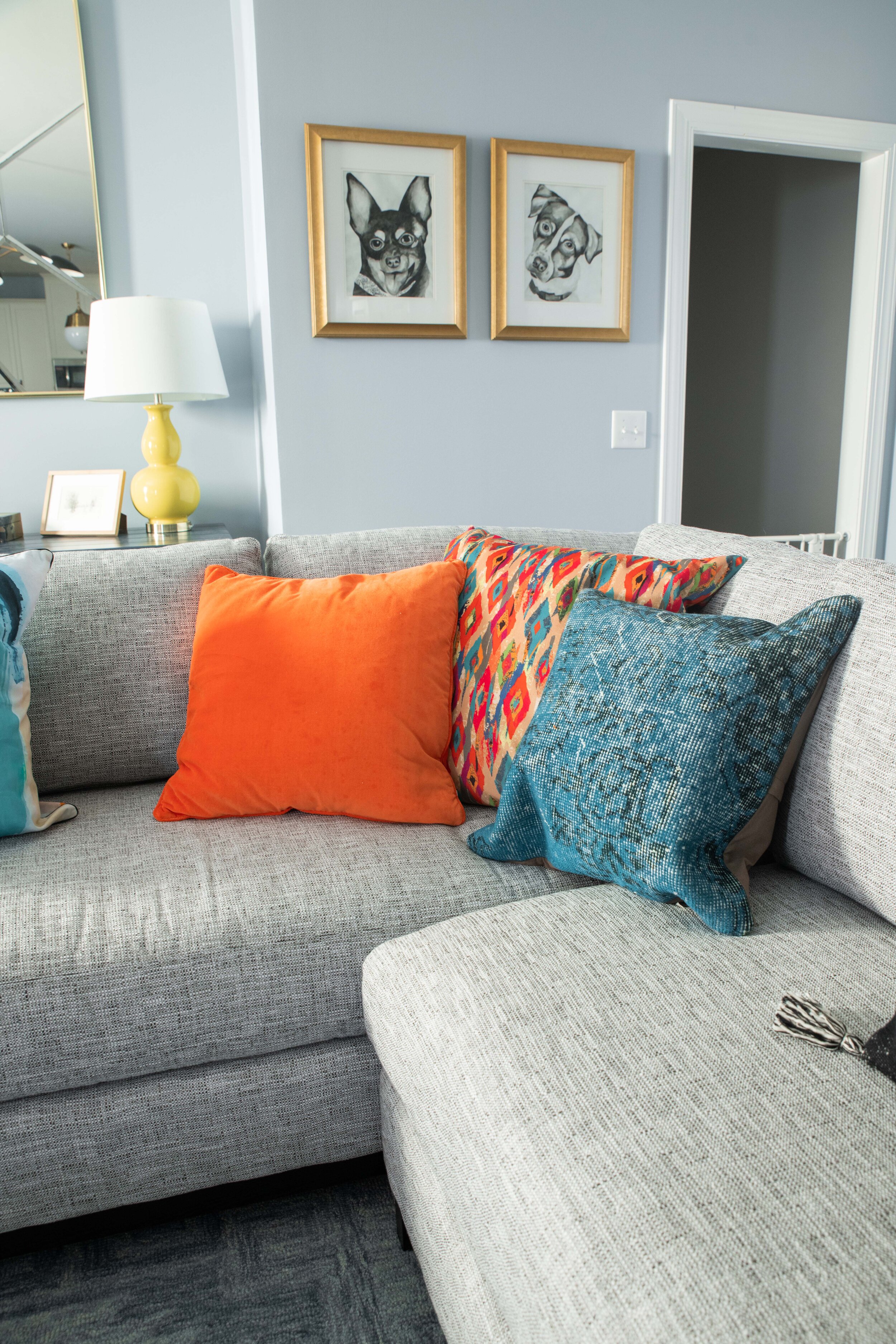 Dwell-Chic-Cool-Transitional-Home-Living-Room-Sofa-Details.jpg