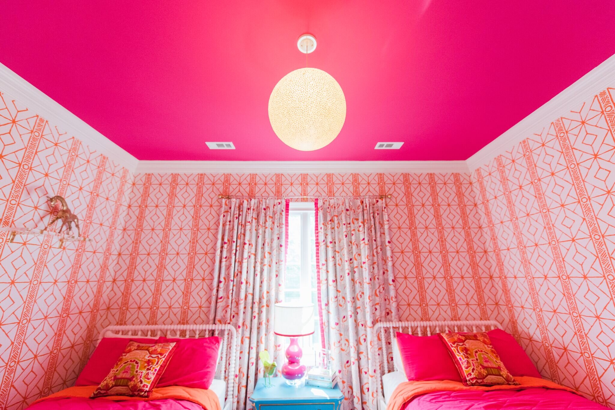 Dwell-Chic-Pink-Paradise-Bedroom-Main-Light.jpg