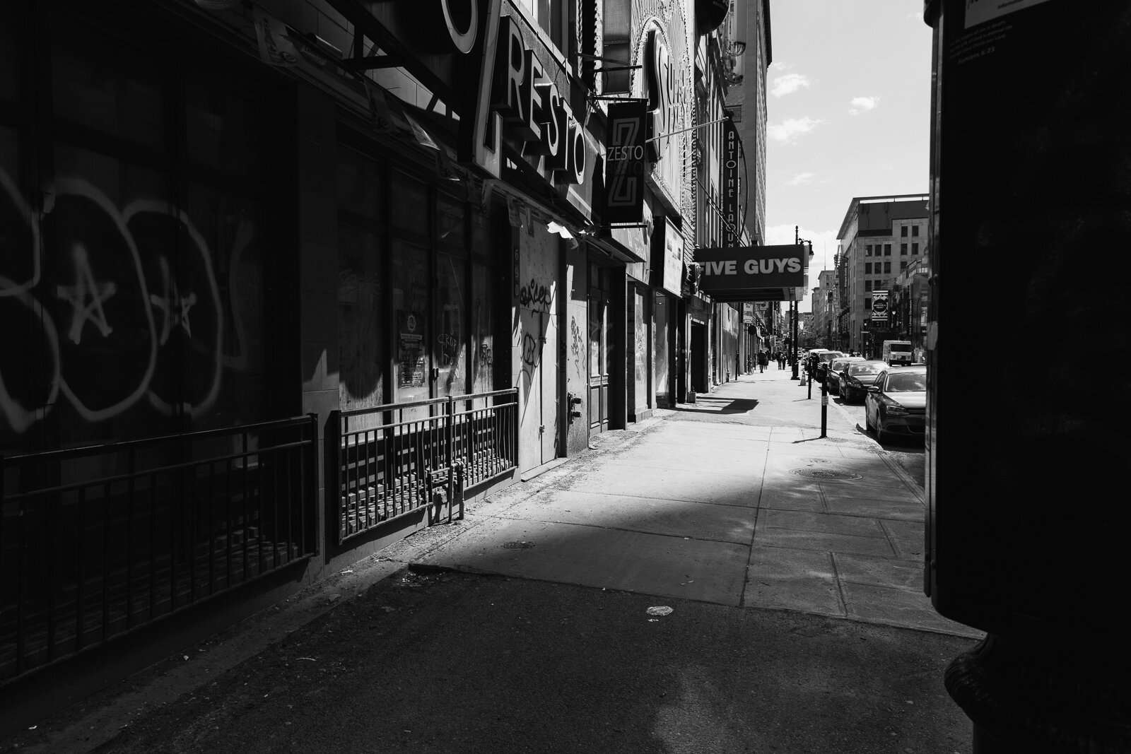 RUE SAINTE-CATHERINE / COVID 19