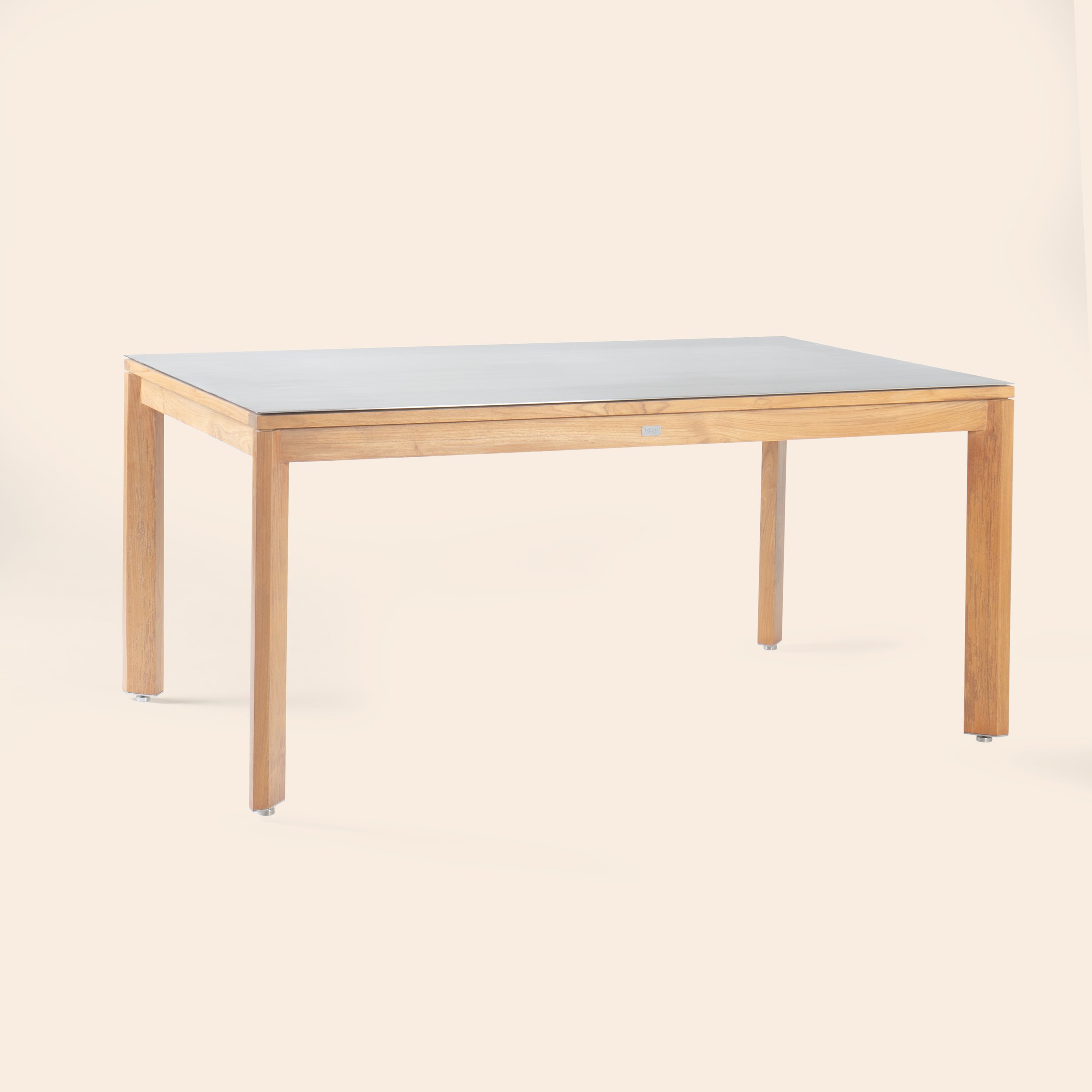 Nirmolo Dining Table.jpg