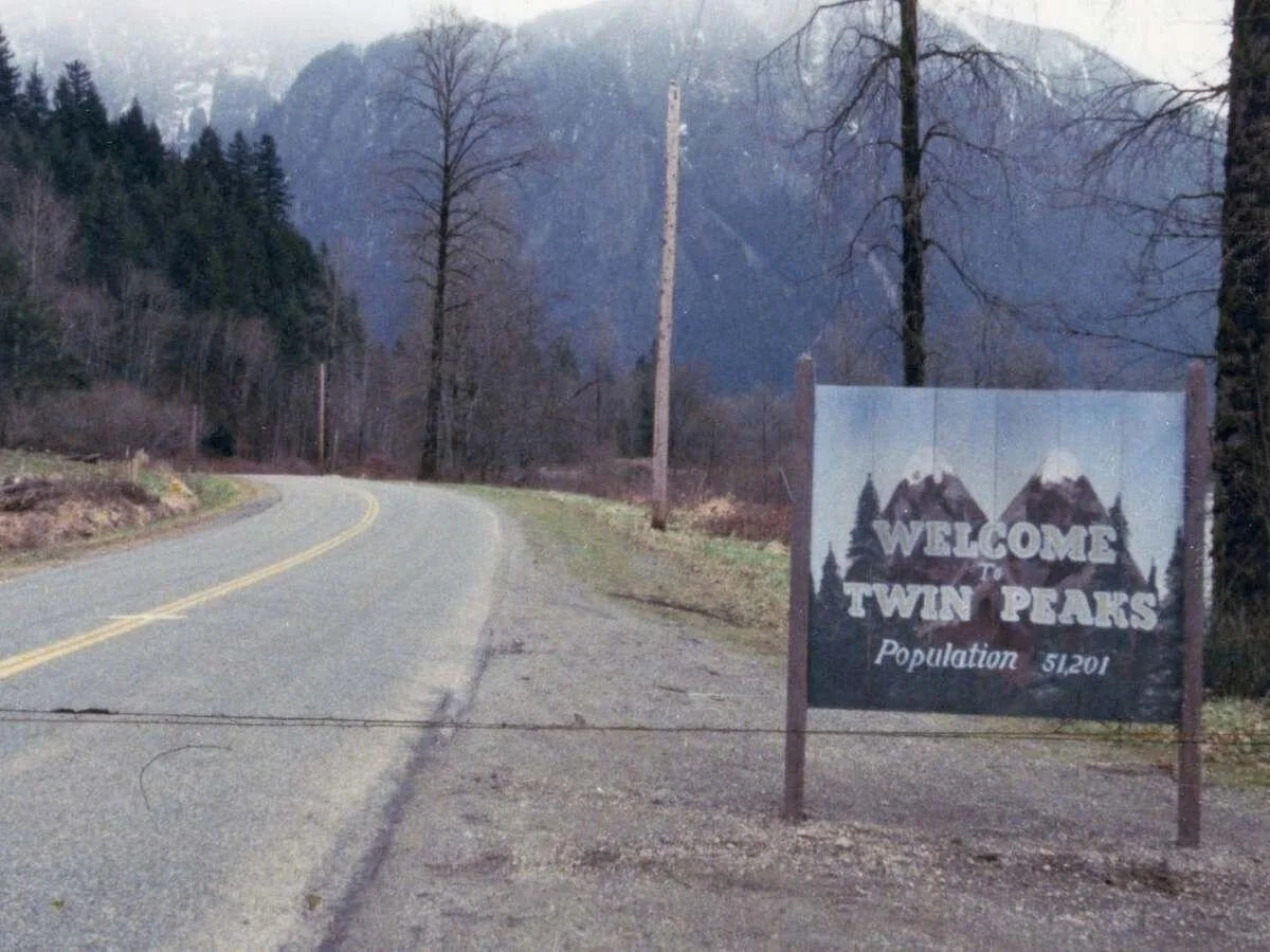 (STS Classic) Twin Peaks - Ep. 101: "Traces to Nowhere"