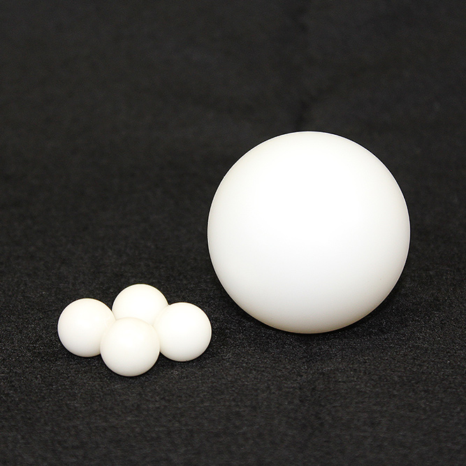 Acetal balls